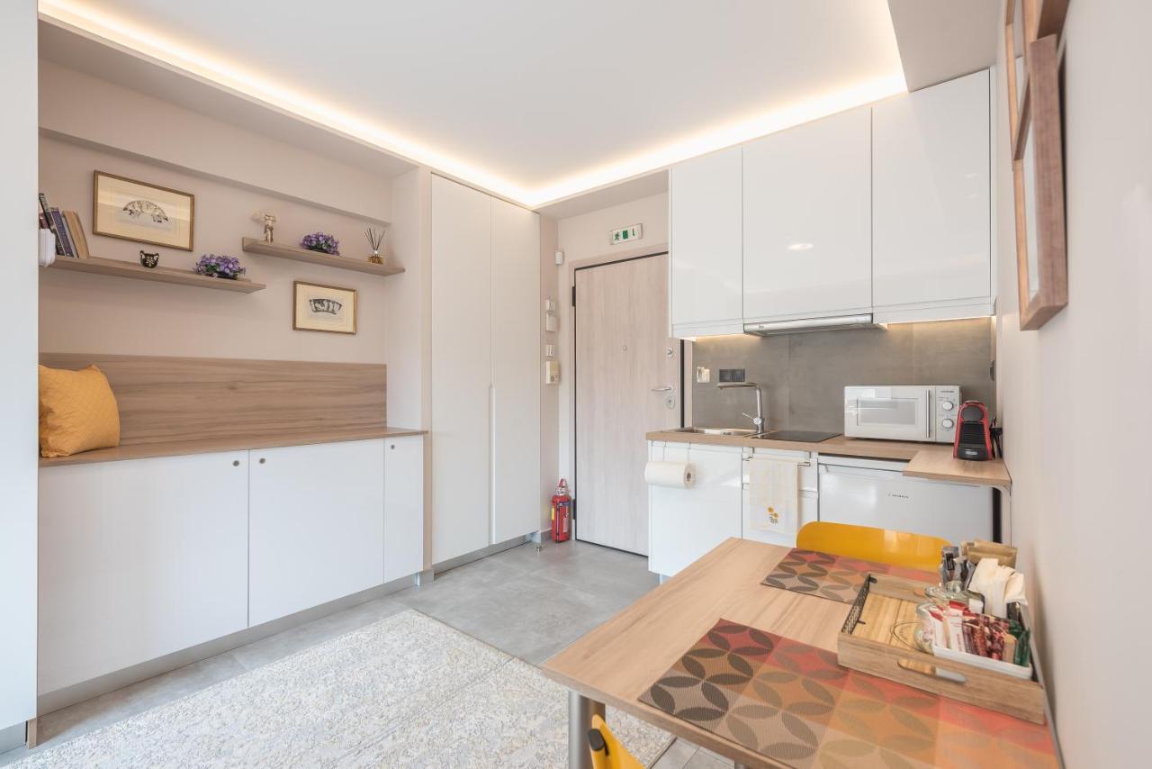 אתונה ✰Bright, Renovated, Spacious And Cosy Studio✰ מראה חיצוני תמונה