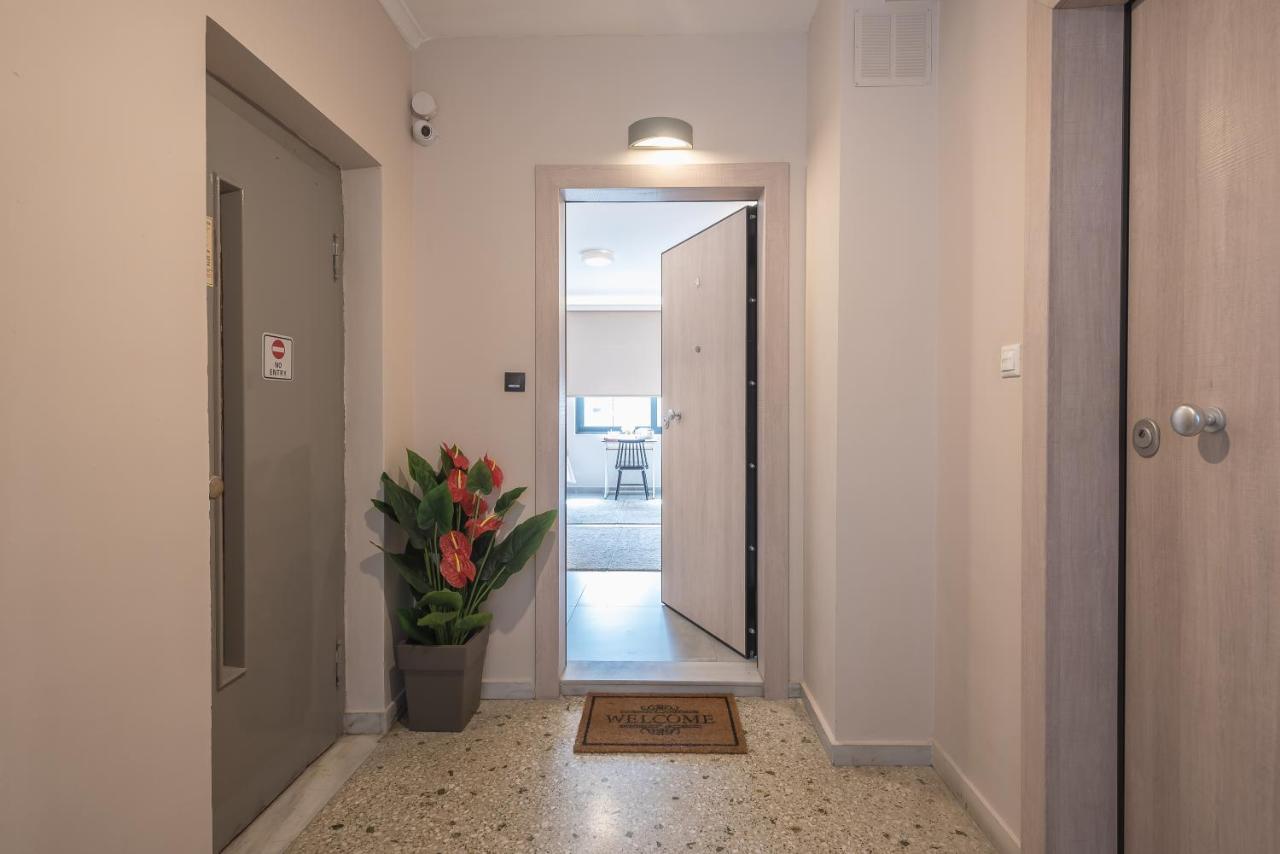 אתונה ✰Bright, Renovated, Spacious And Cosy Studio✰ מראה חיצוני תמונה